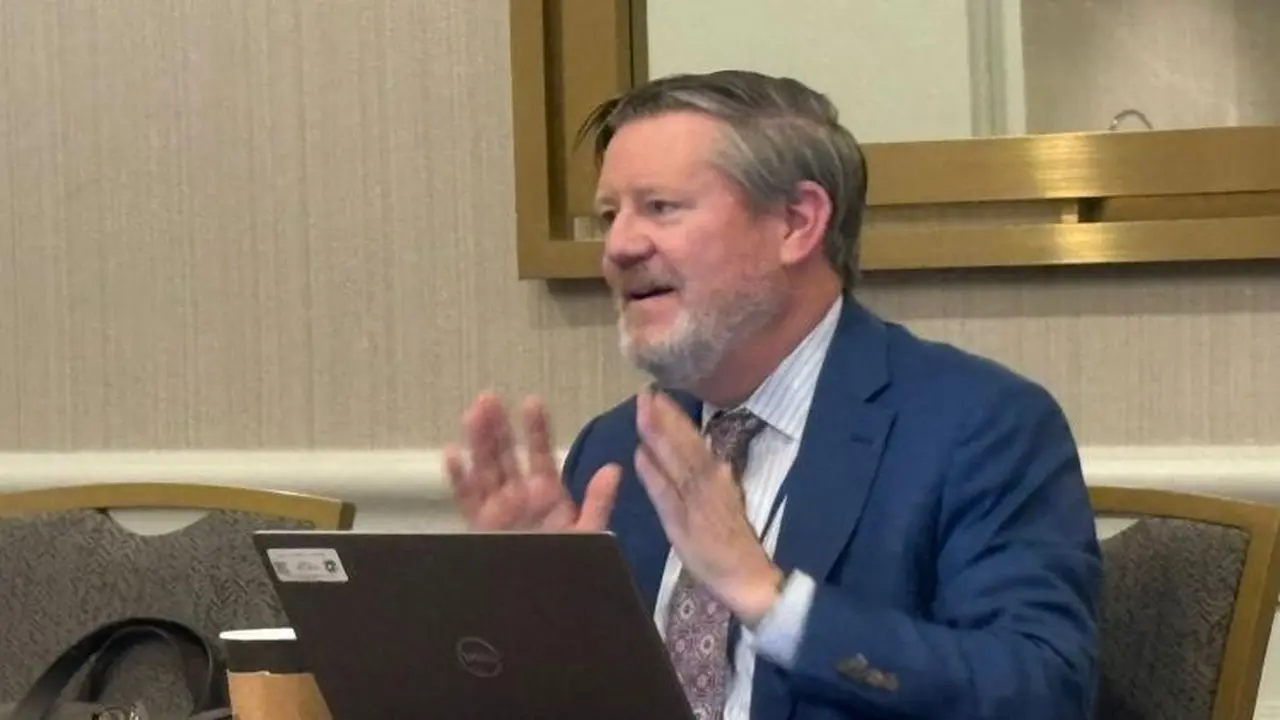 خبير أمريكي يحدد دور مصر كشريك تجاري رئيسي وركيزة لاستقرار المنطقة بالشرق الأوسط